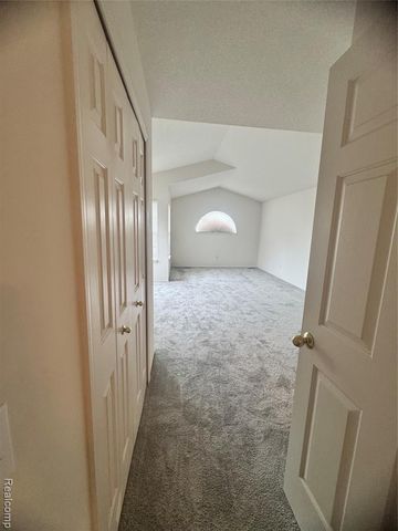 2516 Boulder Lane, Auburn Hills, MI 48326