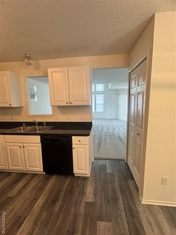 2516 Boulder Lane, Auburn Hills, MI 48326