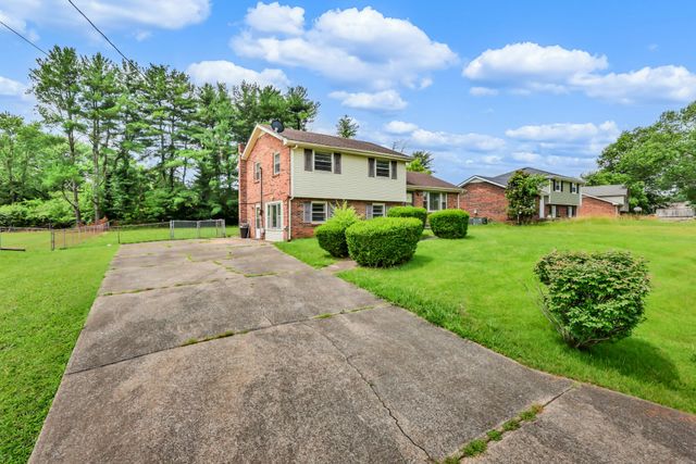 309 Dale Ter, Clarksville, TN 37042