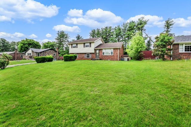 309 Dale Ter, Clarksville, TN 37042