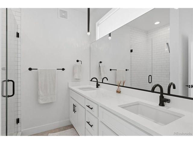 1368 Yates St 2, Denver, CO 80204