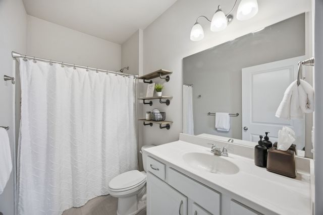 4215 NW Cedarwood Drive, Ankeny, IA 50023