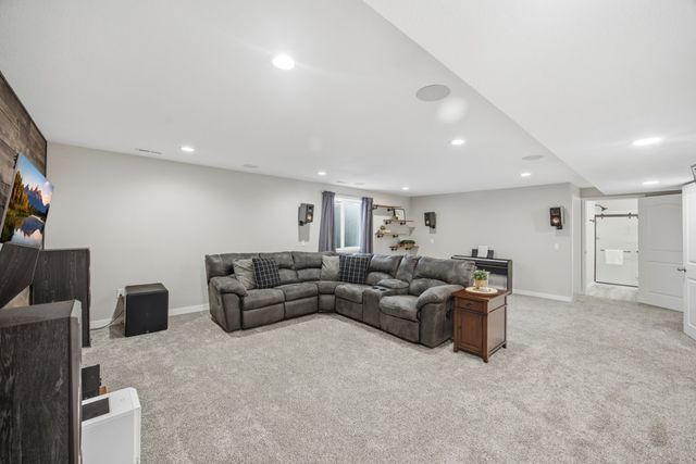 4215 NW Cedarwood Drive, Ankeny, IA 50023
