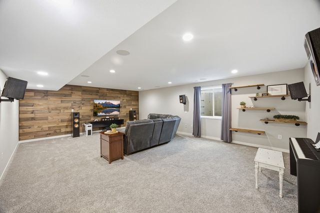 4215 NW Cedarwood Drive, Ankeny, IA 50023