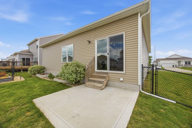 4215 NW Cedarwood Drive, Ankeny, IA 50023