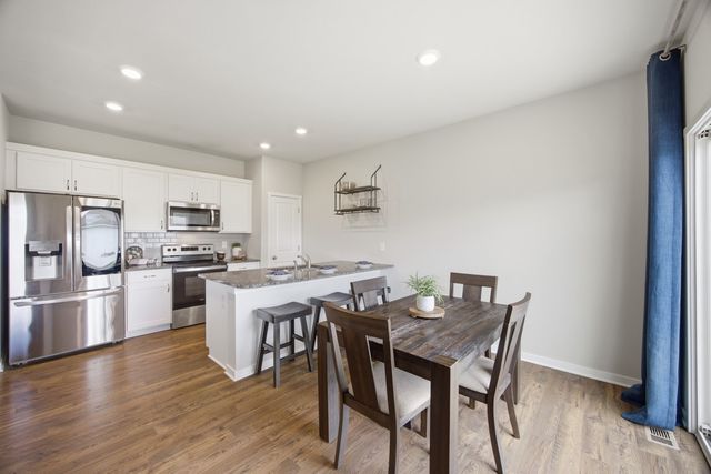 4215 NW Cedarwood Drive, Ankeny, IA 50023