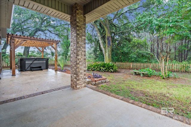 9244 Marchand Avenue, Daphne, AL 36526