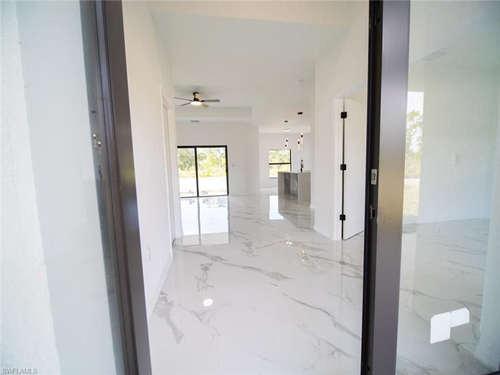 1515 CORTEZ AVE, LEHIGH ACRES, FL 33972 — photo 2
