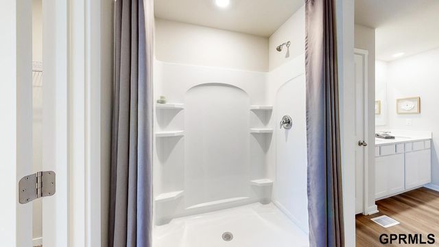 17008 Craig Street, Bennington, NE 68007