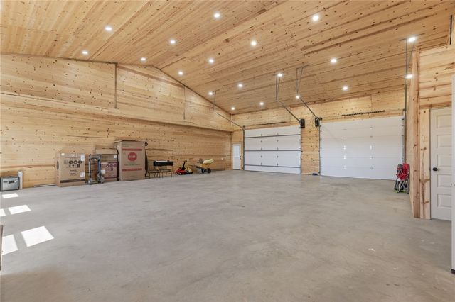 139172 HWY 82, Tahlequah, OK 74464