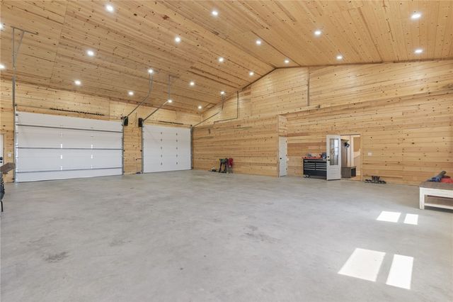 139172 HWY 82, Tahlequah, OK 74464