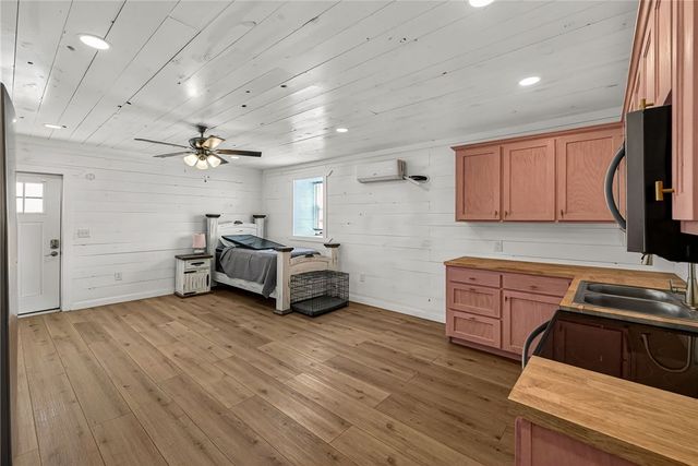 139172 HWY 82, Tahlequah, OK 74464