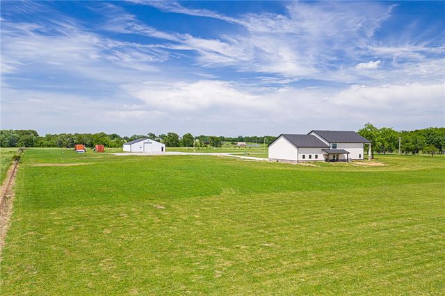 139172 HWY 82, Tahlequah, OK 74464