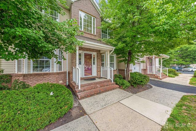 186 Sunshine Drive, Piscataway, NJ 08854