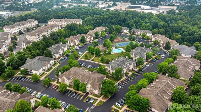 186 Sunshine Drive, Piscataway, NJ 08854