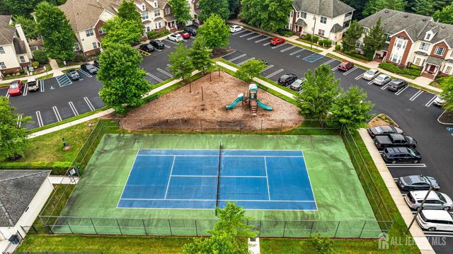 186 Sunshine Drive, Piscataway, NJ 08854