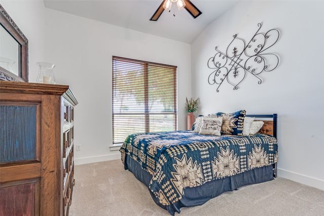 626 Lone Tree Road, Nevada, TX 75173