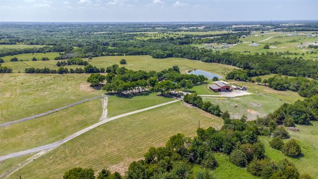 626 Lone Tree Road, Nevada, TX 75173