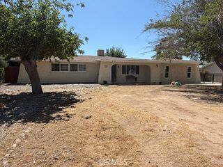 7602 MONTROSE AVENUE, Hesperia, CA 92345
