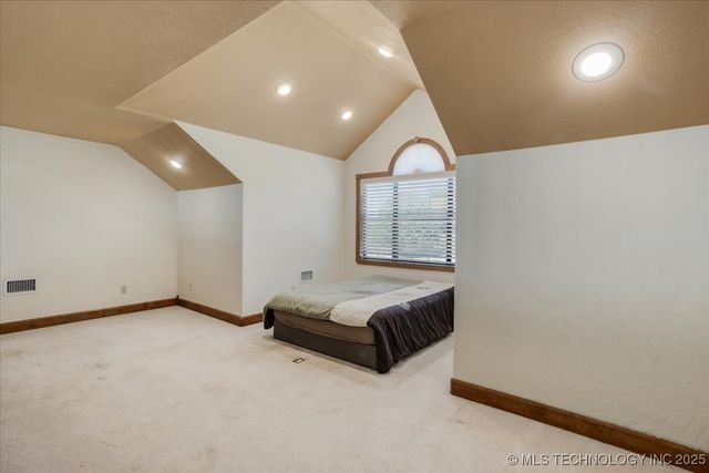 1061 Simons Road, Durant, OK 74701