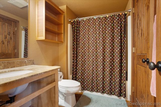 1061 Simons Road, Durant, OK 74701