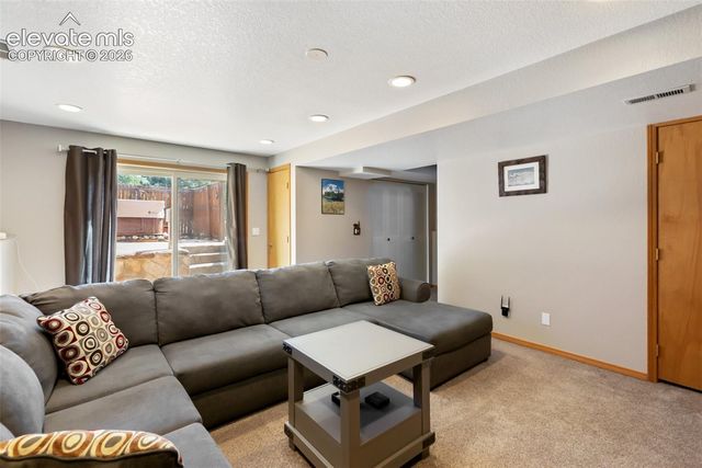 290 Taopi Circle, Woodland Park, CO 80863