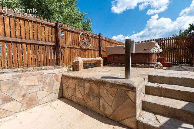 290 Taopi Circle, Woodland Park, CO 80863