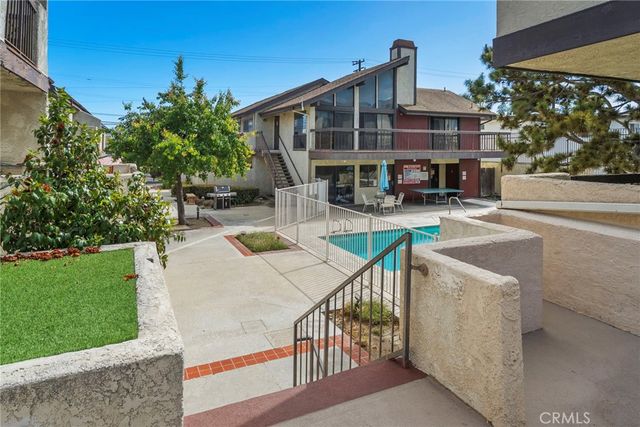 15000 Halldale Avenue 213, Gardena, CA 90247