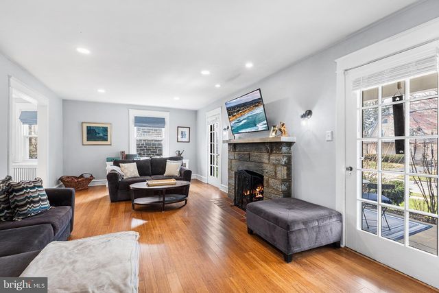 521 STRATHMORE RD, Havertown, PA 19083