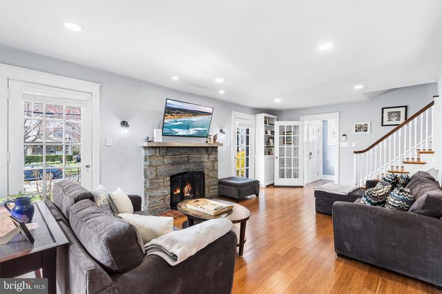 521 STRATHMORE RD, Havertown, PA 19083
