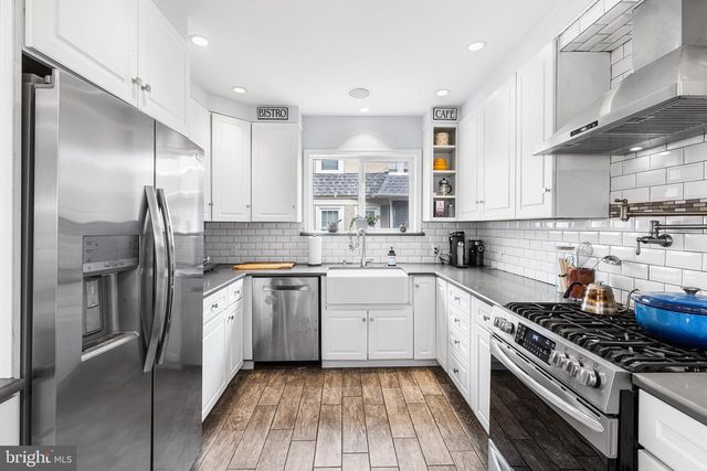 521 STRATHMORE RD, Havertown, PA 19083