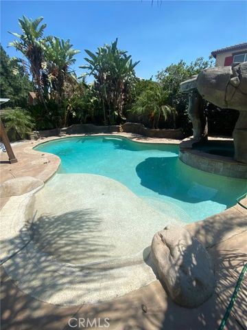 17139 Grapevine Court, Fontana, CA 92337