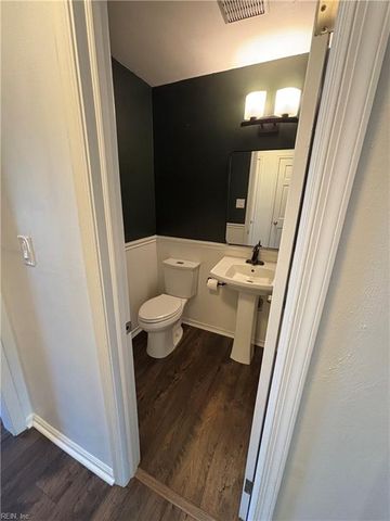 723 Sir Walter CIR, Virginia Beach, VA 23452