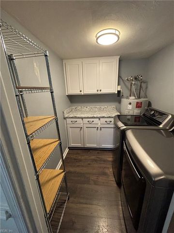 723 Sir Walter CIR, Virginia Beach, VA 23452