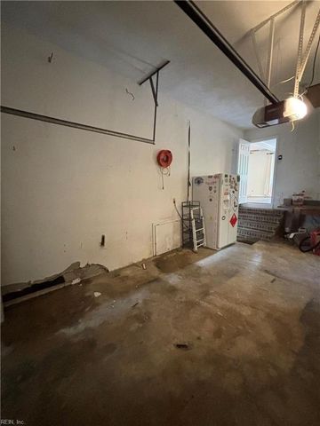 723 Sir Walter CIR, Virginia Beach, VA 23452