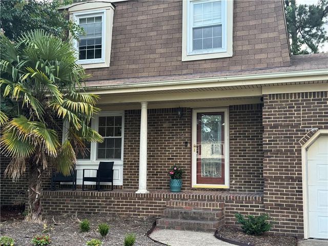 723 Sir Walter CIR, Virginia Beach, VA 23452