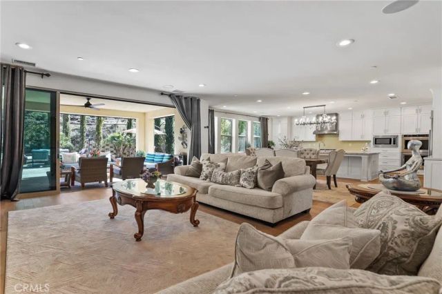 11 Cielo Arroyo, Mission Viejo, CA 92692