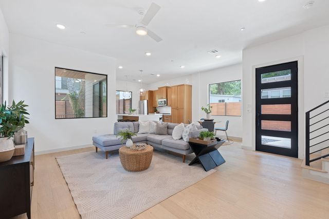1510 Holly ST 2, Austin, TX 78702