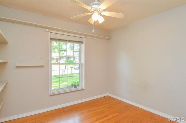 8720 Brookview Drive, Crestwood, MO 63126