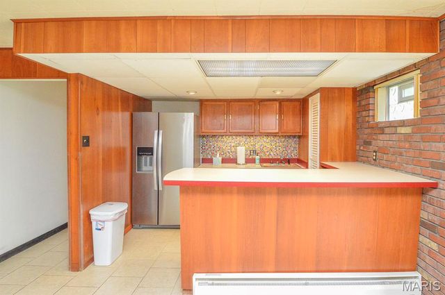 8720 Brookview Drive, Crestwood, MO 63126