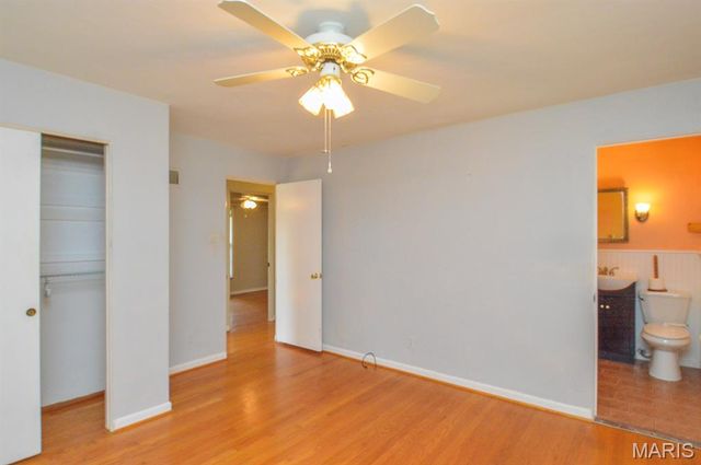 8720 Brookview Drive, Crestwood, MO 63126