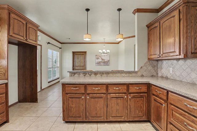 2560 Tori Lane, Newcastle, OK 73065