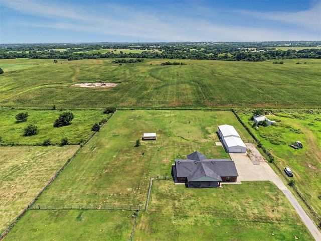 2560 Tori Lane, Newcastle, OK 73065