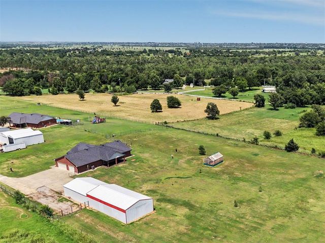 2560 Tori Lane, Newcastle, OK 73065