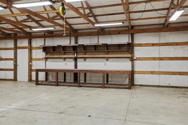 2560 Tori Lane, Newcastle, OK 73065