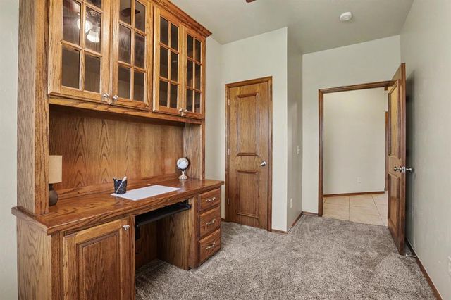 2560 Tori Lane, Newcastle, OK 73065