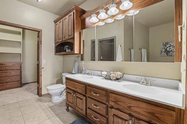 2560 Tori Lane, Newcastle, OK 73065