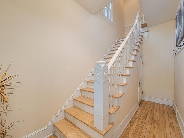 270 Maria Avenue, Saint Paul, MN 55106