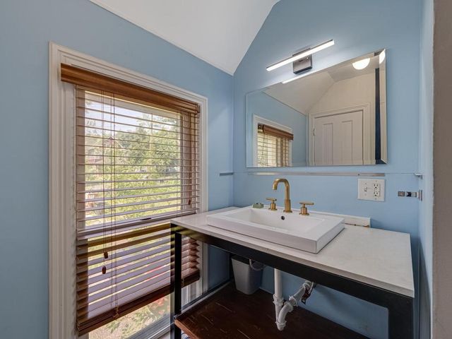270 Maria Avenue, Saint Paul, MN 55106