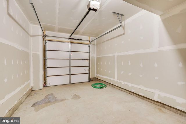 14348 YESLER AVE, Chantilly, VA 20151